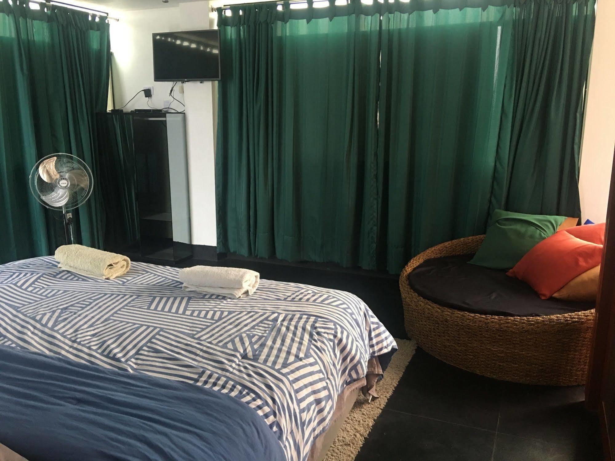 Ica Adventures Bed and Breakfast Buitenkant foto